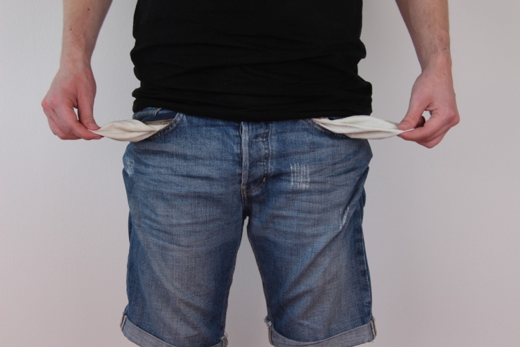 Empty pockets no money rewards